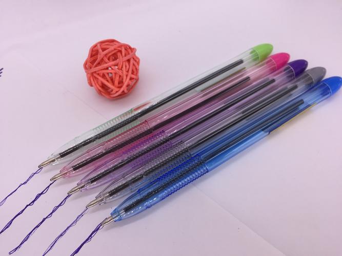 热销 学生文具 办公用品 糖果色笔盖透明笔杆圆珠笔 中油笔